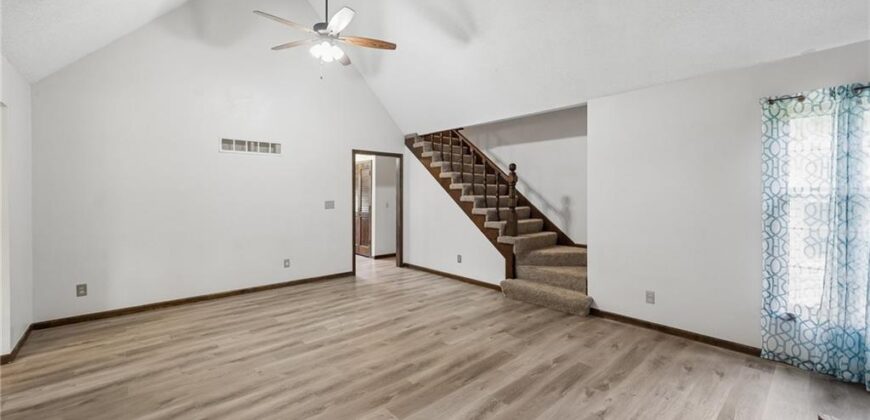6804 N Agnes Avenue, Gladstone, MO 64119