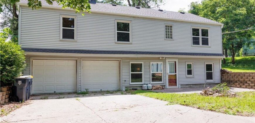 4160 N Chelsea Avenue, Kansas City, MO 64117