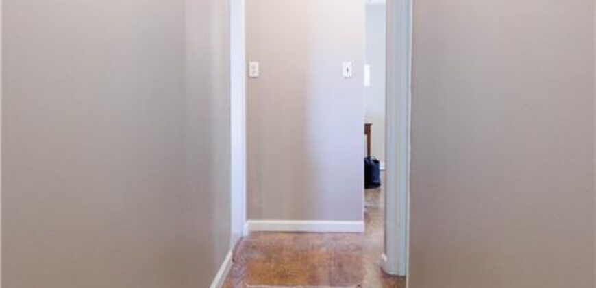 4160 N Chelsea Avenue, Kansas City, MO 64117