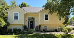 5503 NW Raintree Drive, Parkville, MO 64152