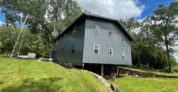 7050 NW Railroad Avenue, Waldron, MO 64092