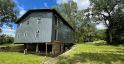 7050 NW Railroad Avenue, Waldron, MO 64092