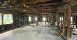 7050 NW Railroad Avenue, Waldron, MO 64092