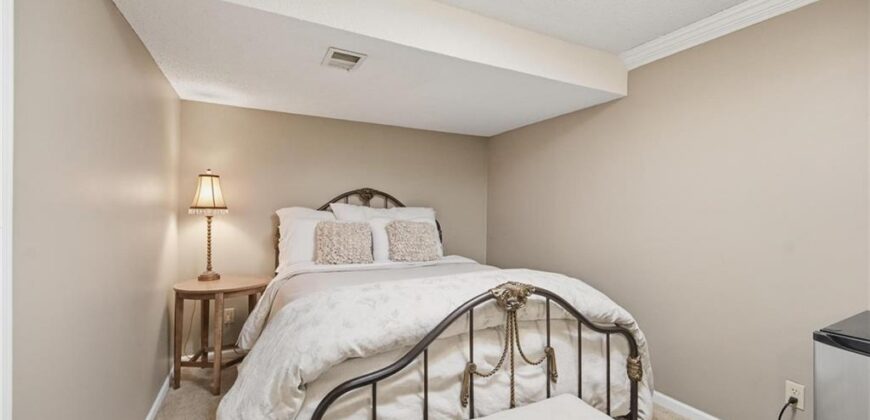 1011 NE 103rd Street, Kansas City, MO 64155