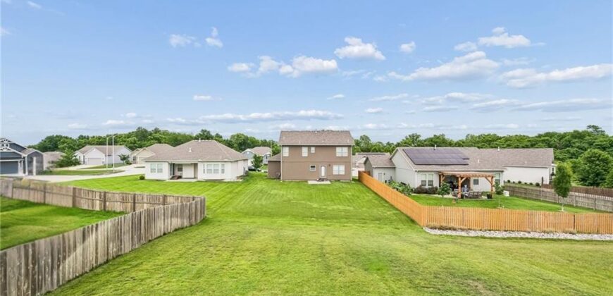 3730 NW 96th Court, Kansas City, MO 64154