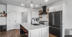 3730 NW 96th Court, Kansas City, MO 64154