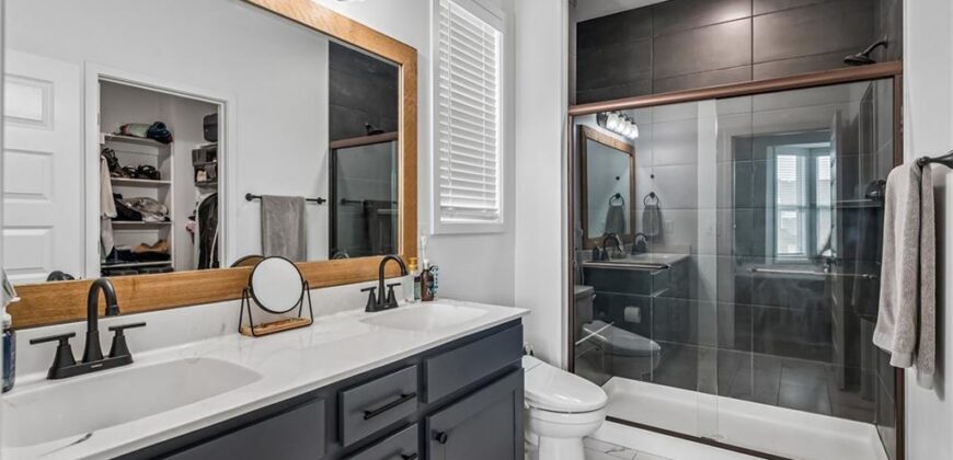 3730 NW 96th Court, Kansas City, MO 64154