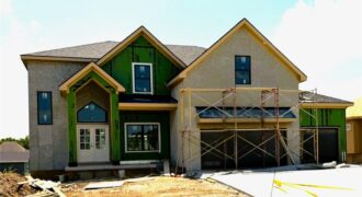 8710 N Farley Avenue, Kansas City, MO 64157