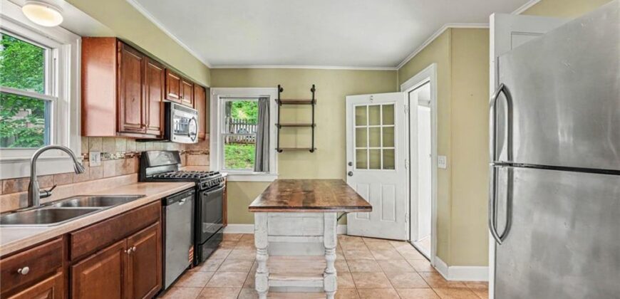 709 4th Street, Platte City, MO 64079
