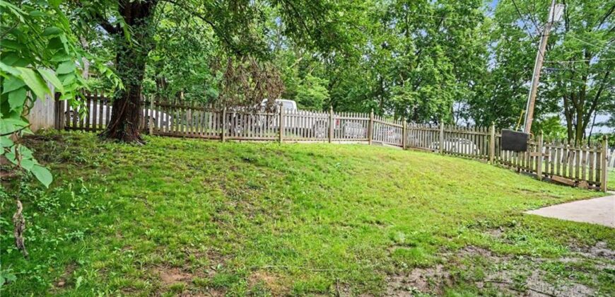 709 4th Street, Platte City, MO 64079