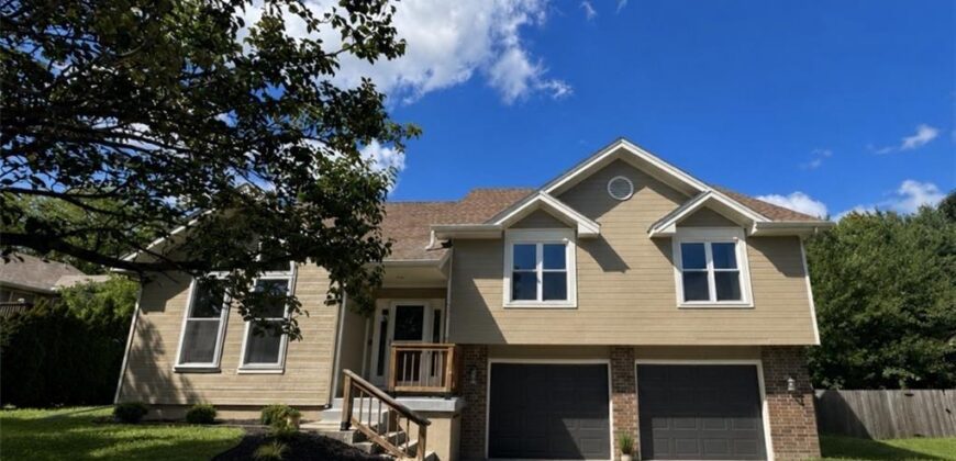 1502 hardwick Drive, Liberty, MO 64068