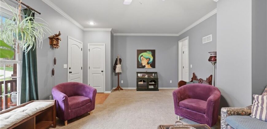 7361 N Congress Avenue, Kansas City, MO 64152