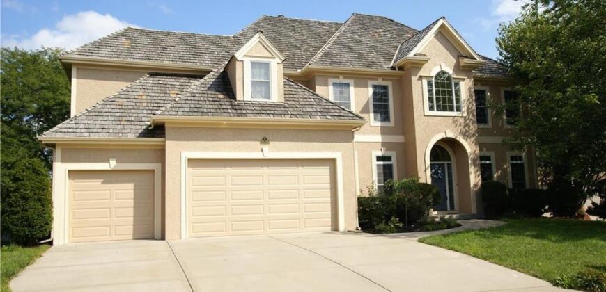 10319 N Saline Avenue, Kansas City, MO 64154