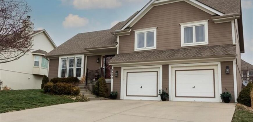 7433 N Smalley Avenue, Kansas City, MO 64158