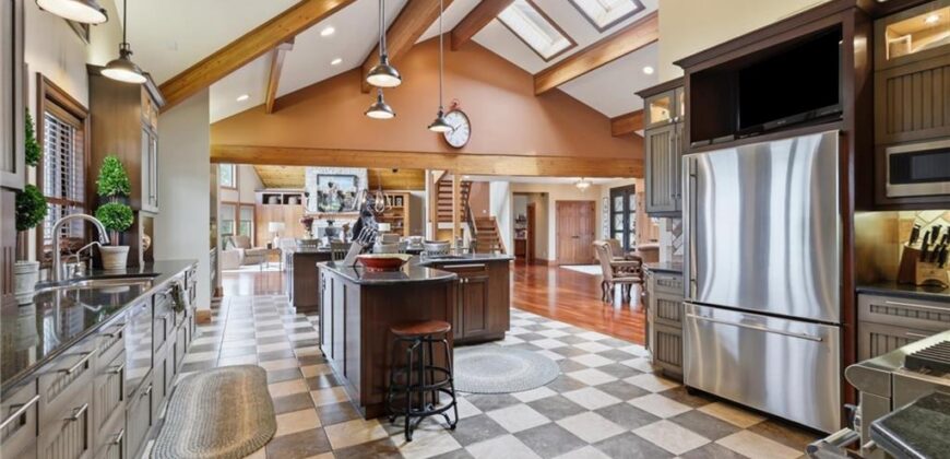 5805 Malcolm Lake Road, Edgerton, MO 64444