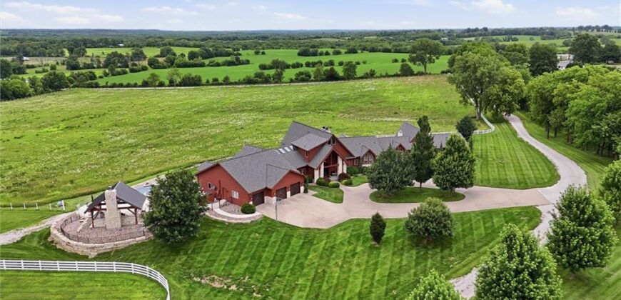 5805 Malcolm Lake Road, Edgerton, MO 64444