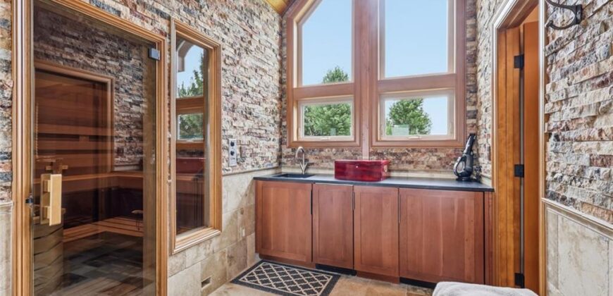 5805 Malcolm Lake Road, Edgerton, MO 64444