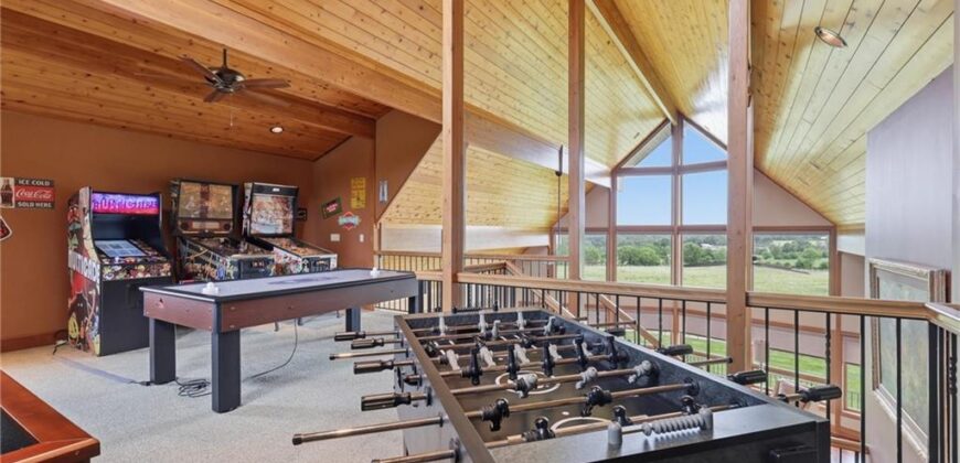 5805 Malcolm Lake Road, Edgerton, MO 64444