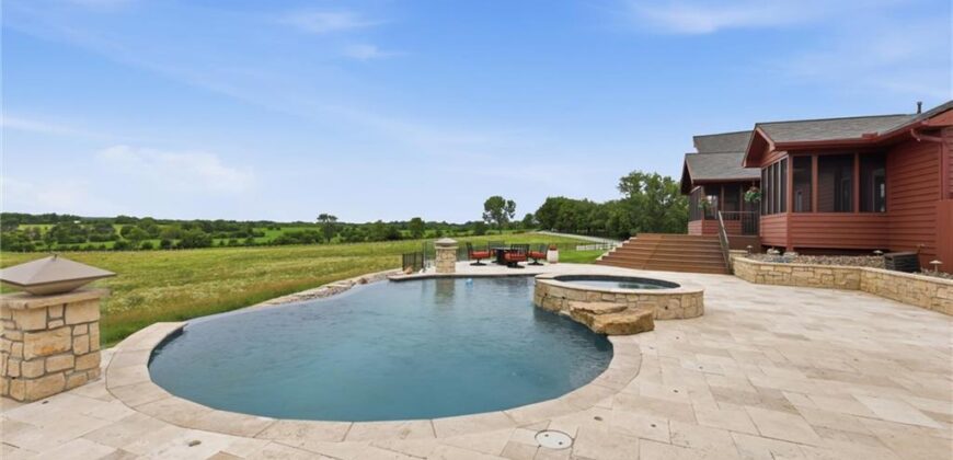 5805 Malcolm Lake Road, Edgerton, MO 64444