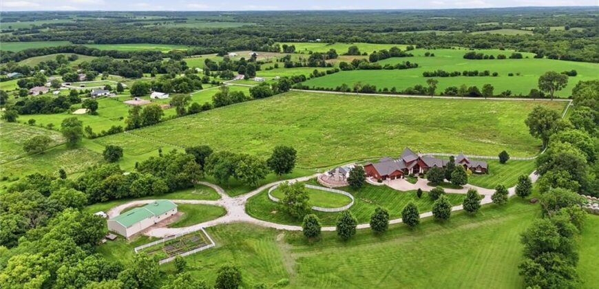 5805 Malcolm Lake Road, Edgerton, MO 64444
