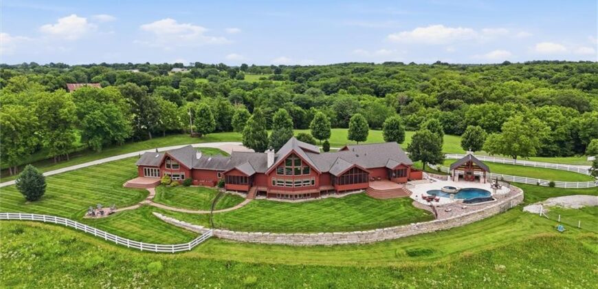5805 Malcolm Lake Road, Edgerton, MO 64444