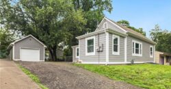 602 4th Street, Weston, MO 64098