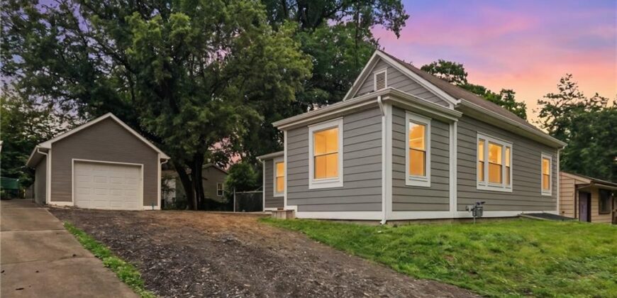 602 4th Street, Weston, MO 64098