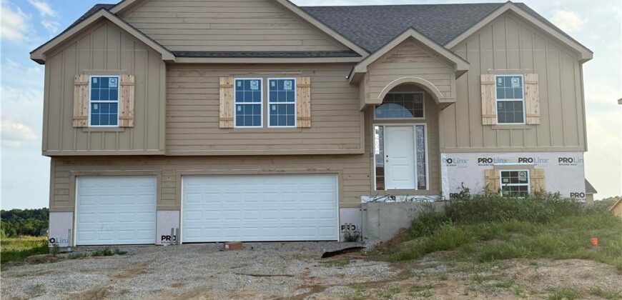 10144 N Brighton Avenue, Kansas City, MO 64156