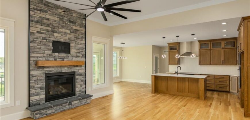12820 N Arbor Way, Platte City, MO 64079