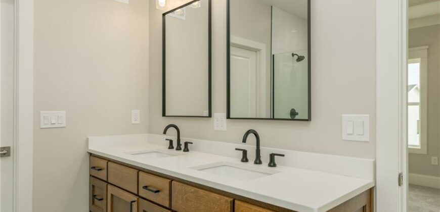 12820 N Arbor Way, Platte City, MO 64079