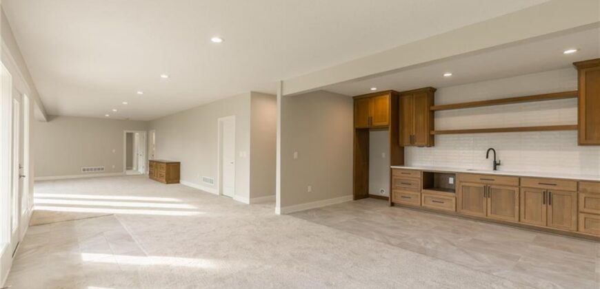 12820 N Arbor Way, Platte City, MO 64079