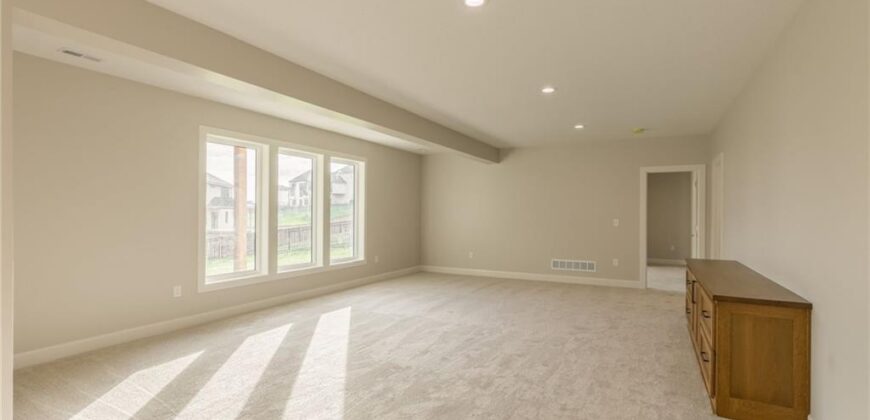 12820 N Arbor Way, Platte City, MO 64079