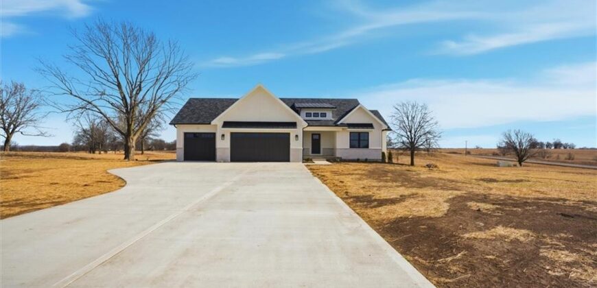 9619 Stockdale Road, Liberty, MO 64068