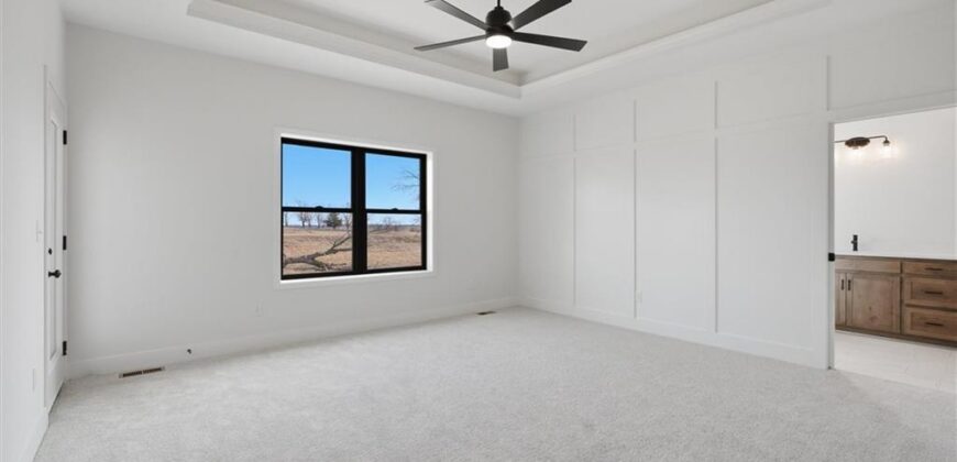 9619 Stockdale Road, Liberty, MO 64068