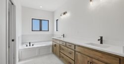 9619 Stockdale Road, Liberty, MO 64068