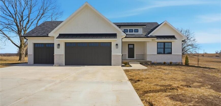 9619 Stockdale Road, Liberty, MO 64068