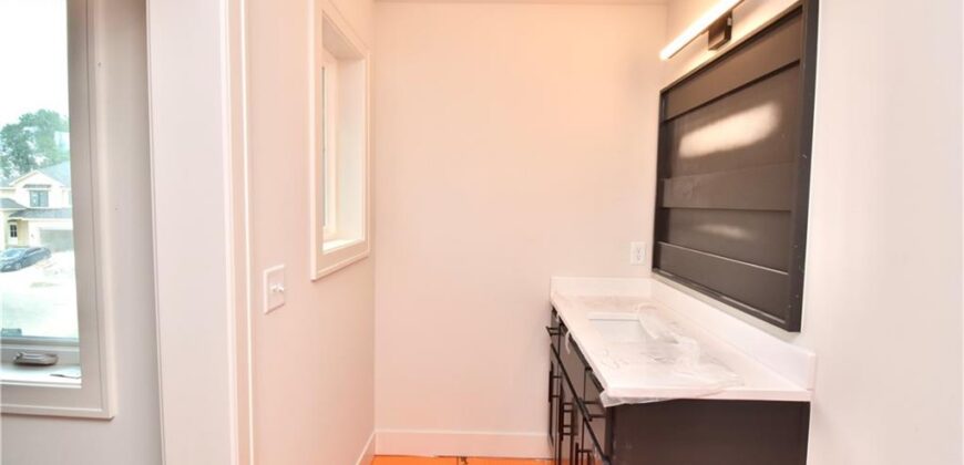 8369 NE 77th Terrace, Kansas City, MO 64158