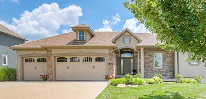 1819 NE 102nd Terrace, Kansas City, MO 64155