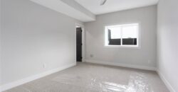 9727 N Montclair Avenue, Kansas City, MO 64153