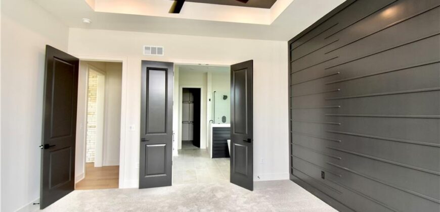 7645 N Booth Avenue, Kansas City, MO 64158
