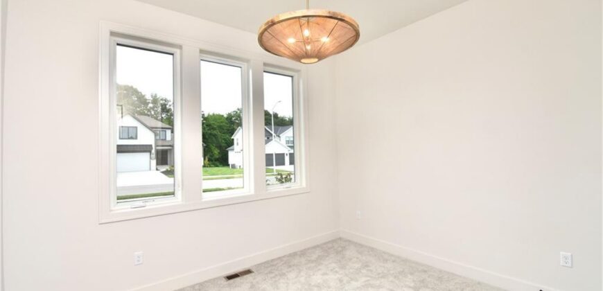 7645 N Booth Avenue, Kansas City, MO 64158