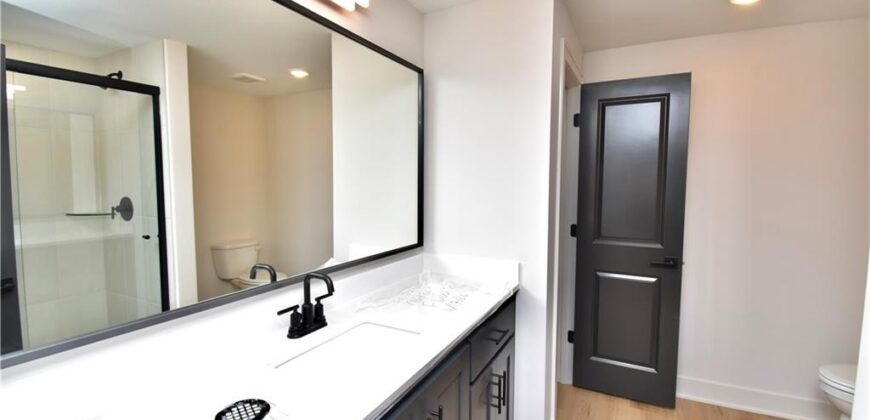 7645 N Booth Avenue, Kansas City, MO 64158
