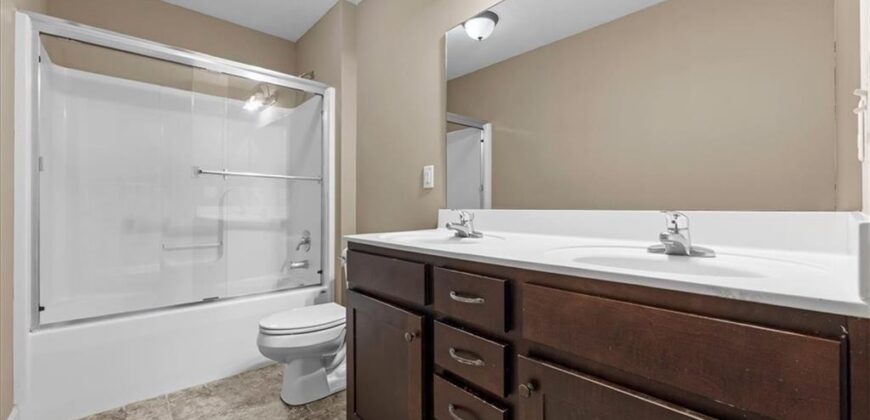 5401 N Hickory Street, Kansas City, MO 64118