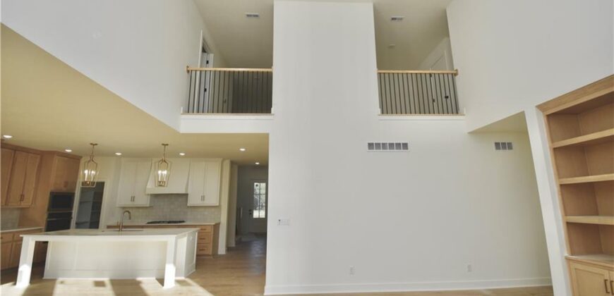 7636 N Booth Avenue, Kansas City, MO 64158