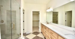 7636 N Booth Avenue, Kansas City, MO 64158