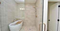7636 N Booth Avenue, Kansas City, MO 64158