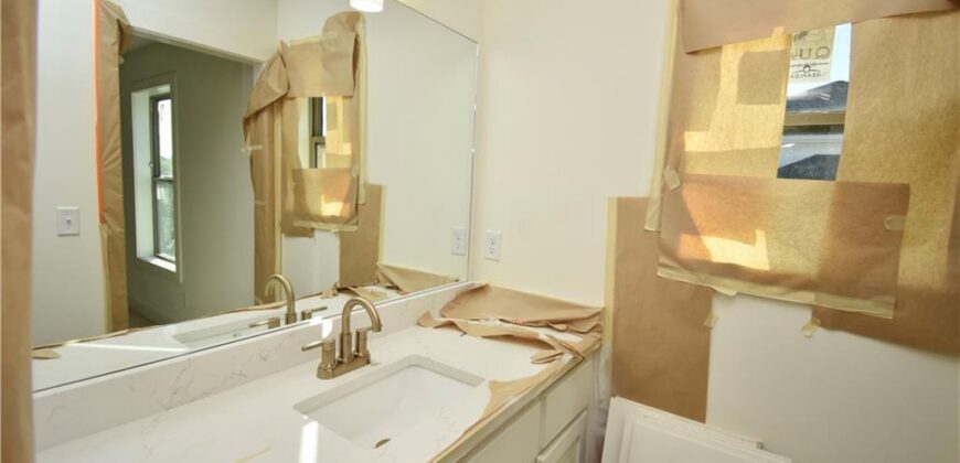 7636 N Booth Avenue, Kansas City, MO 64158