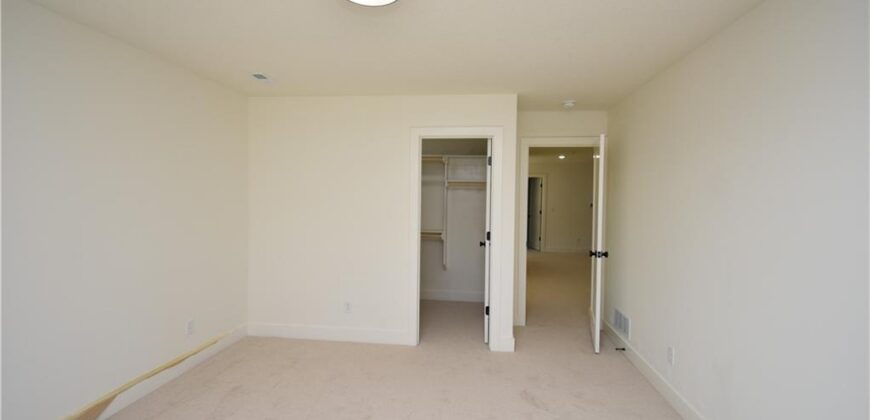 7636 N Booth Avenue, Kansas City, MO 64158
