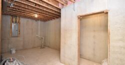 7636 N Booth Avenue, Kansas City, MO 64158