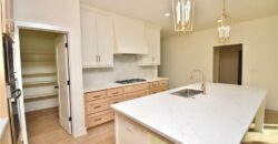 7636 N Booth Avenue, Kansas City, MO 64158